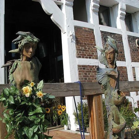 Taubenhof - Gut Cadenberge Hotel Exterior photo